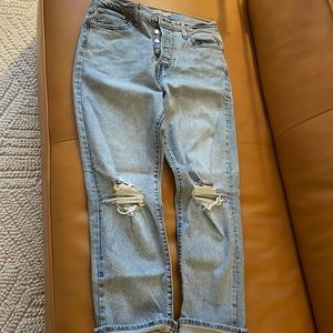 Levi wedgie straight size 31